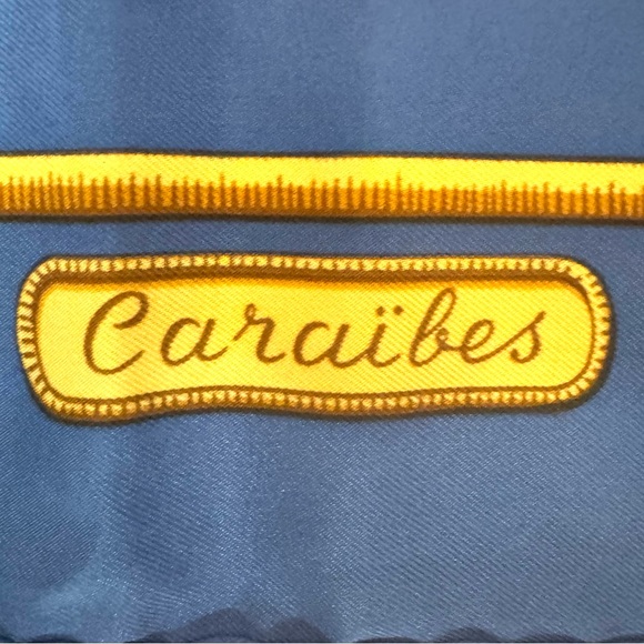 Hermes Blue Fuschia Gold White 100% Silk scarf..no pulls or marks, magnificent - Picture 3 of 11